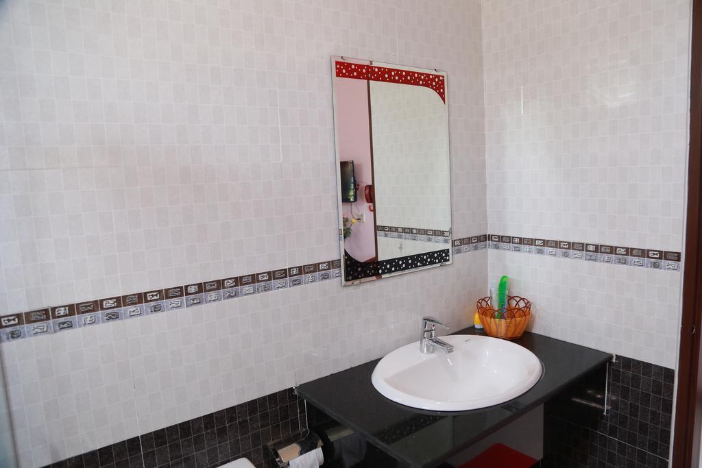 Ban Mai Hotel 66 Phan Thiet Room photo