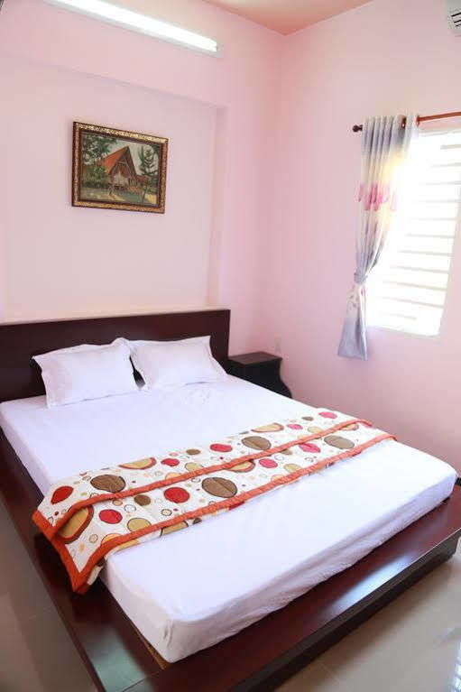 Ban Mai Hotel 66 Phan Thiet Exterior photo