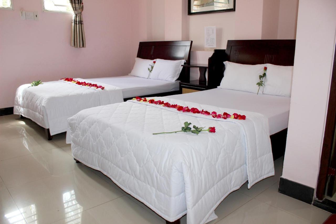 Ban Mai Hotel 66 Phan Thiet Exterior photo